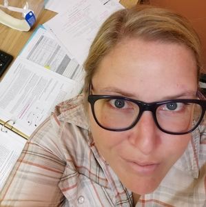 Meet your Posher, Valérie